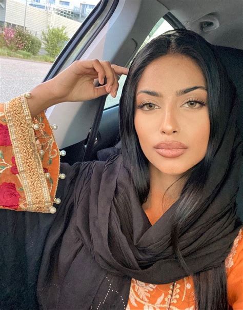 tette arabe|Meet the Most Stunning Arab Women at Pretty Arab